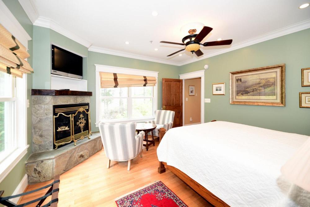Swanendele Inn Ridge Екстериор снимка