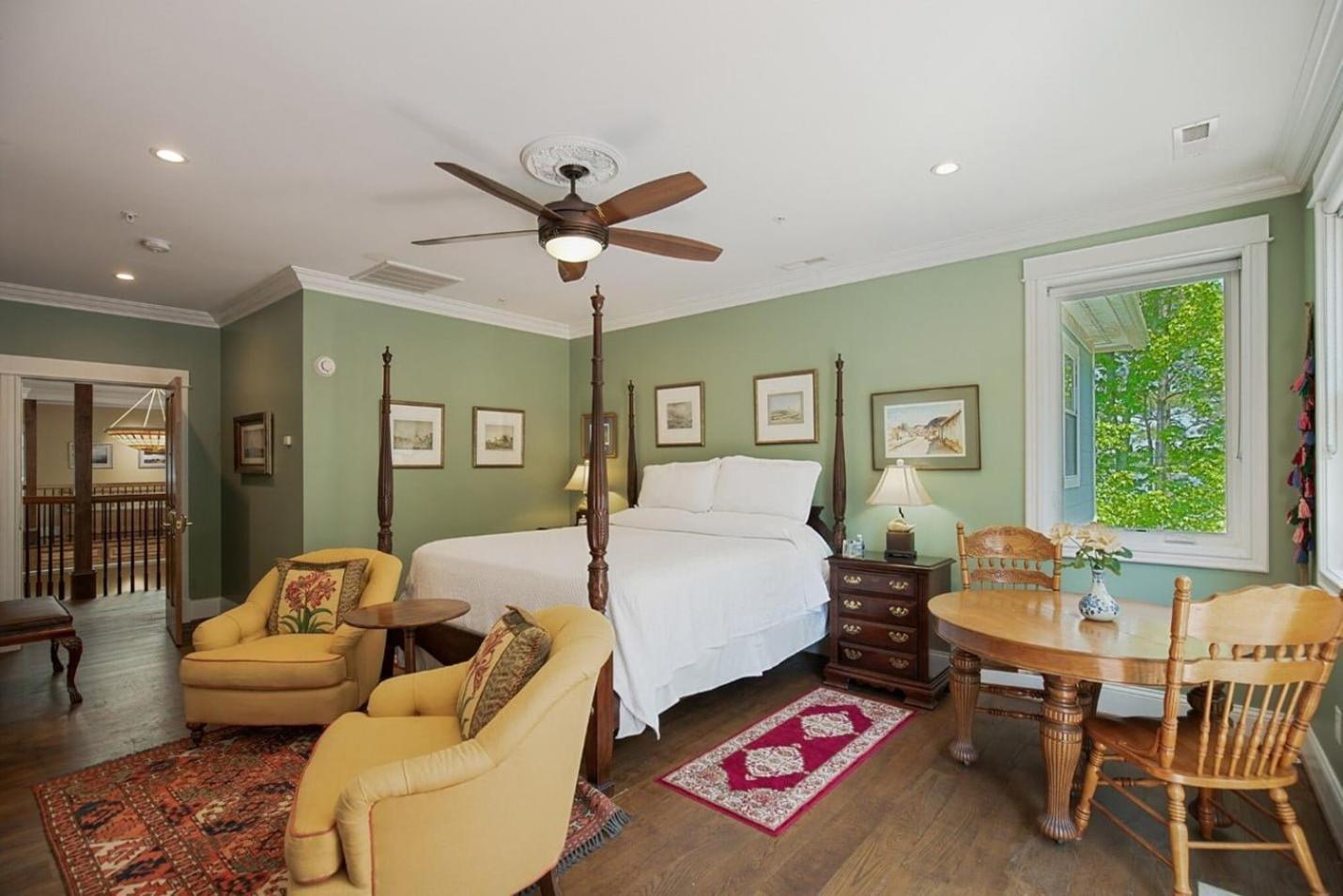 Swanendele Inn Ridge Екстериор снимка